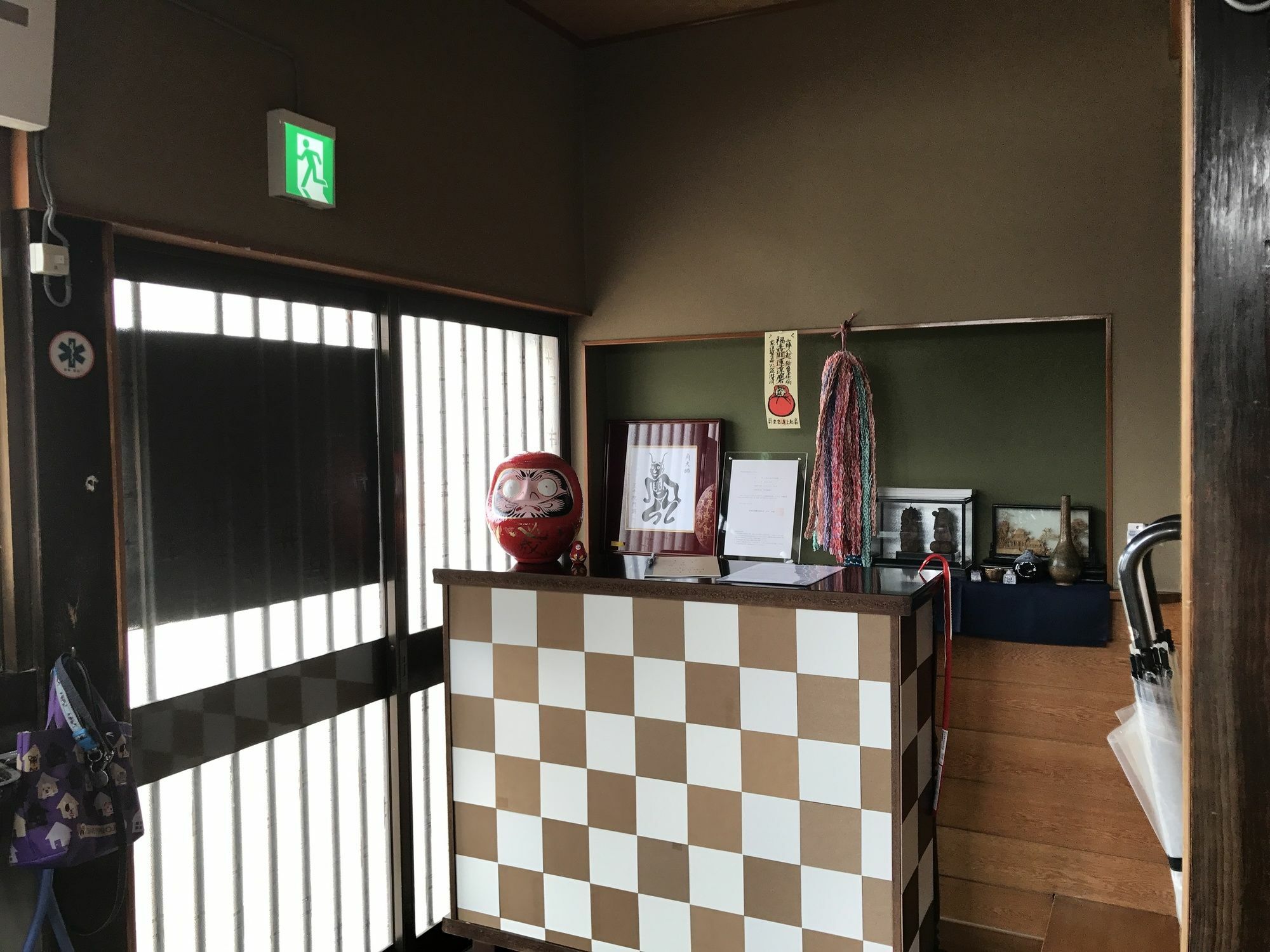 Guesthouse Daruma Takayama  Bagian luar foto